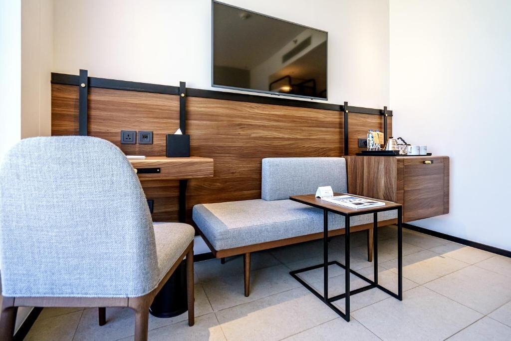 Панорама Form Hotel 4*