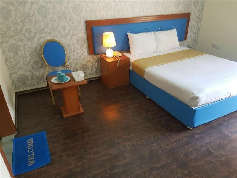 Готель New Avon 1*