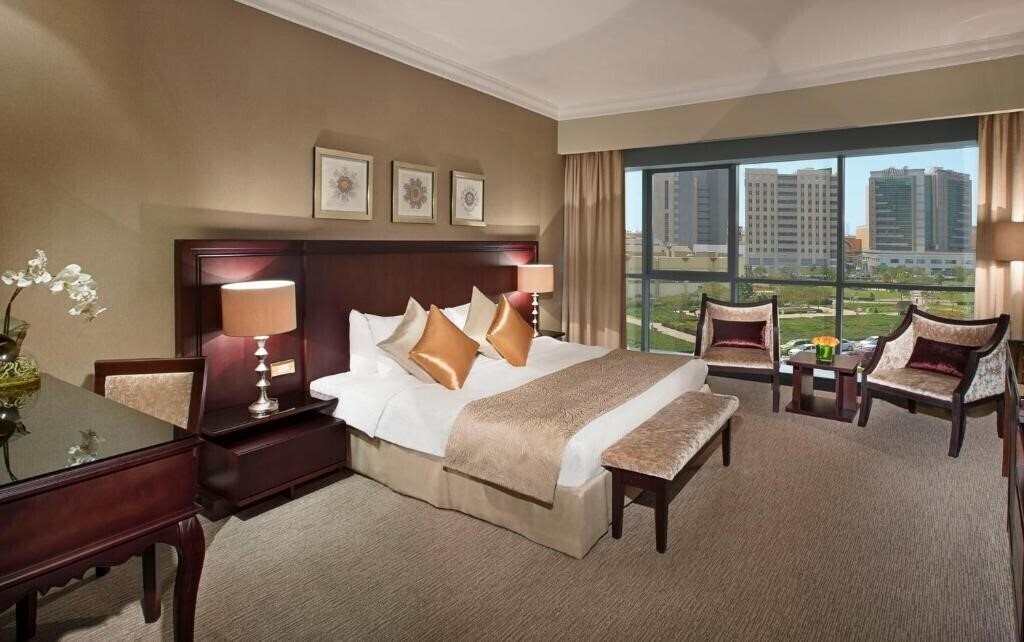 Готель City Seasons Dubai Hotel (ex. City Seasons Hotel Dubai, City Seasons Deira City Centre) 4*