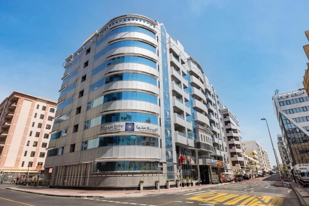 Територія Dream City Hotel Apartment 4*