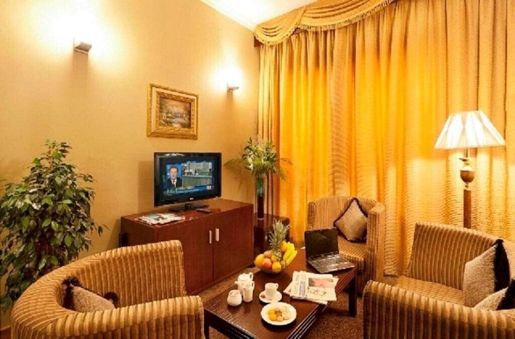 Панорама Sun & Sands Sea View Hotel 3*