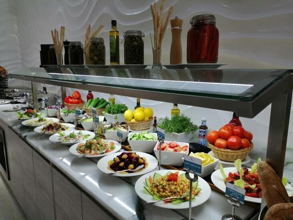 Панорама City Avenue Hotel 3*