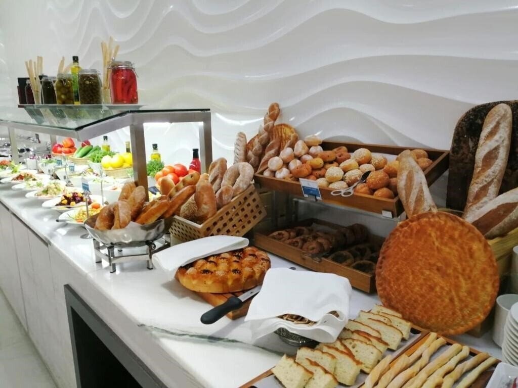 Апартаменты City Avenue Hotel 3*