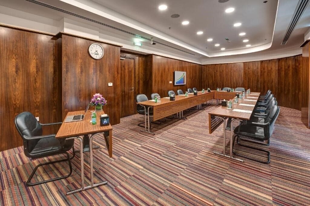 Територія J5 Rimal Hotel Apartment (ex. Rimal Rotana) 4*