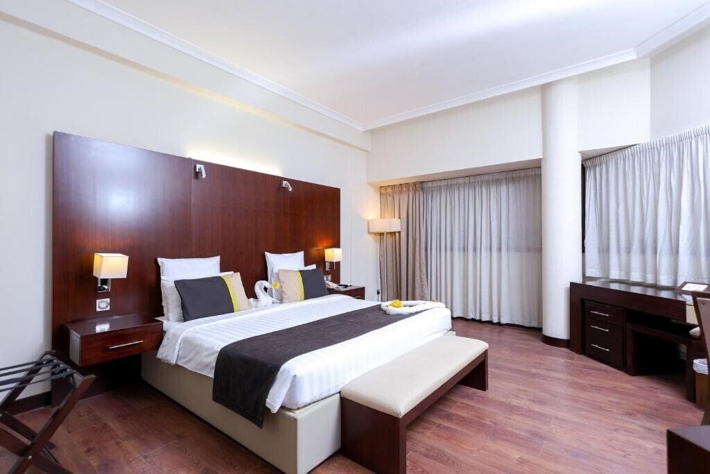 Панорама Aavri Hotel (ex. Aravi Hotel, Avari Dubai Hotel) 4*