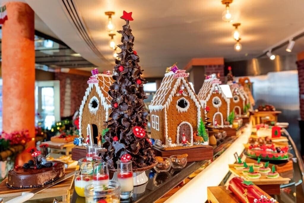 Территория Golden Sands Hotel Creek (ex. Hilton Dubai Creek) 5*