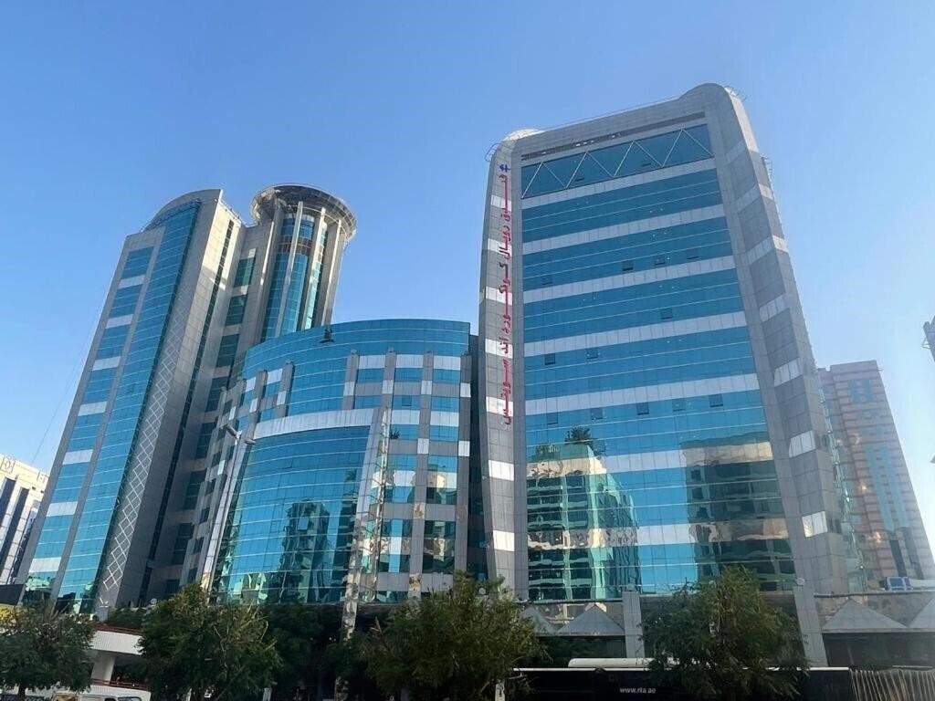 Вид Royal Concorde Hotel & Suites Dubai 4*