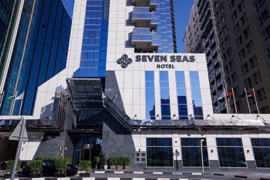 Отель Seven Seas Hotel 4*