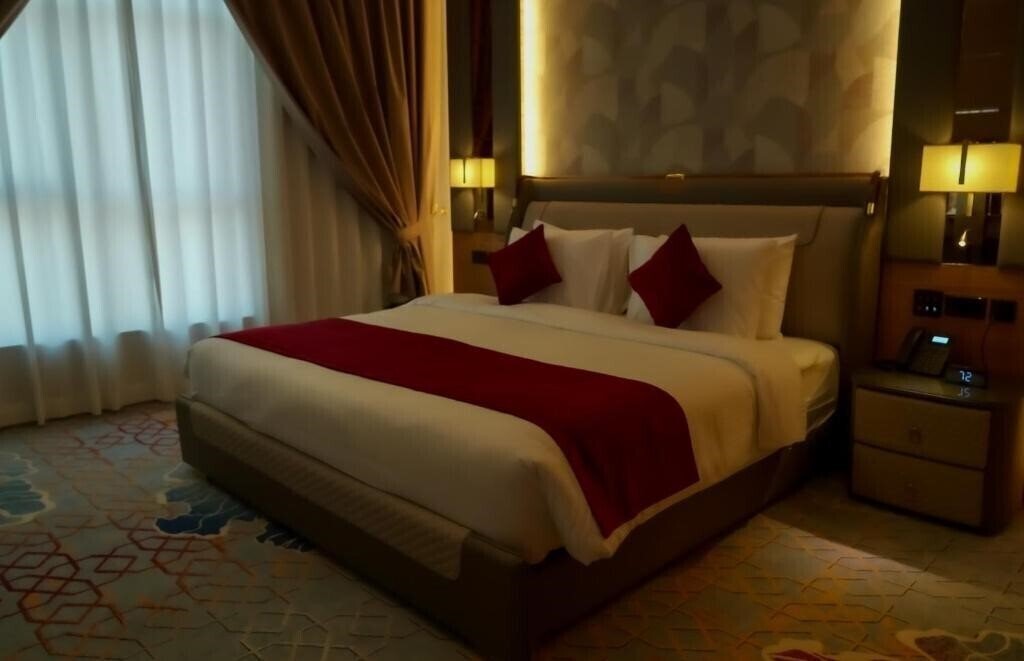 Территория La Zona Continental Hotel Dubai 4*