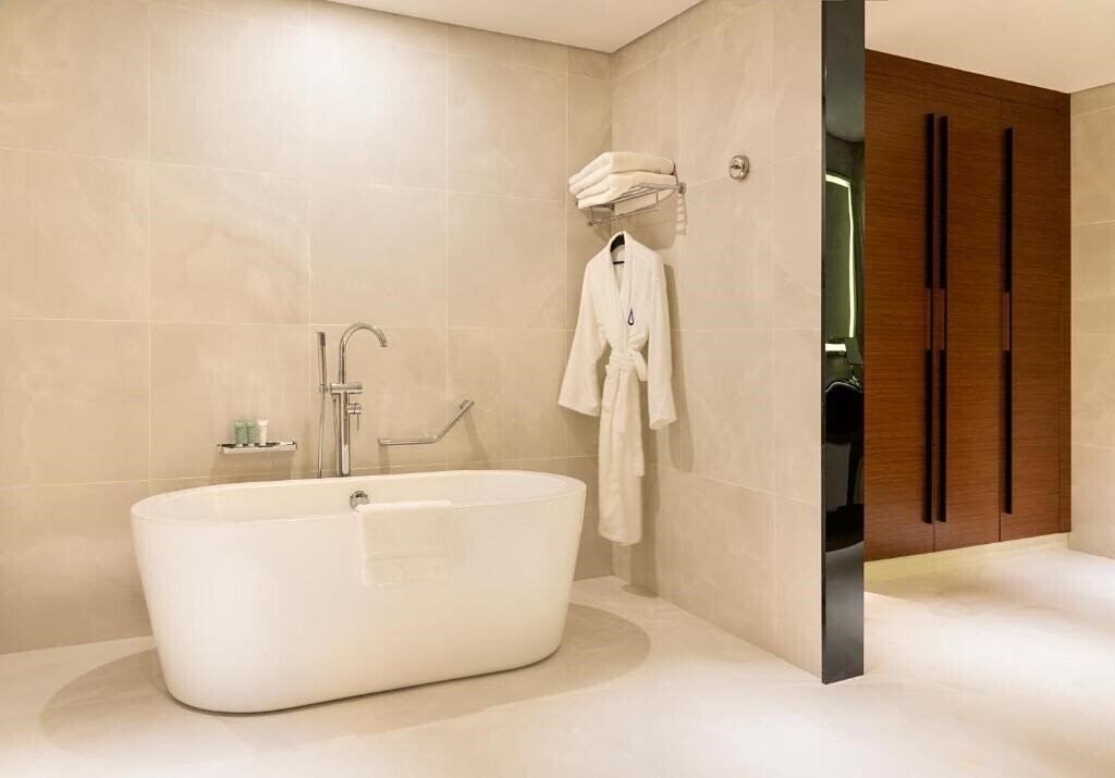 Панорама Asiana Grand Hotel 5*