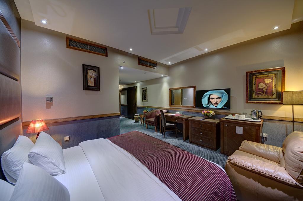 Вид Delmon Palace Hotel 3*