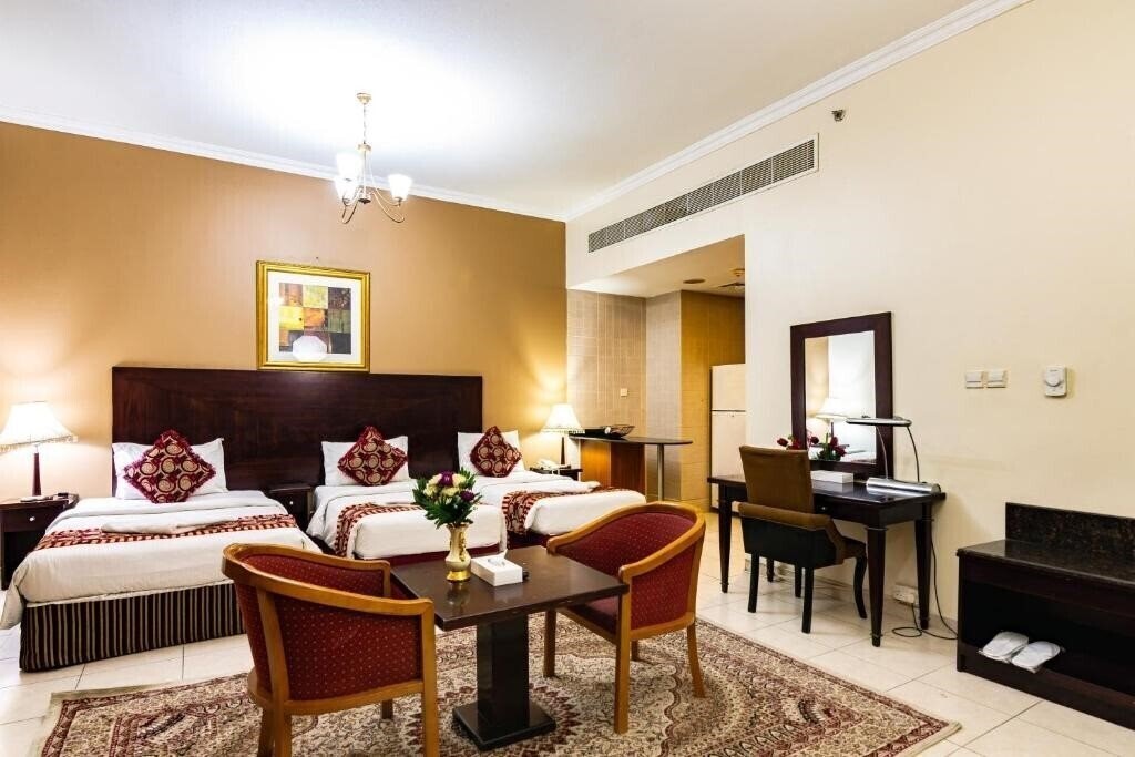 Вид Icon Delux Hotel Apartments 4*