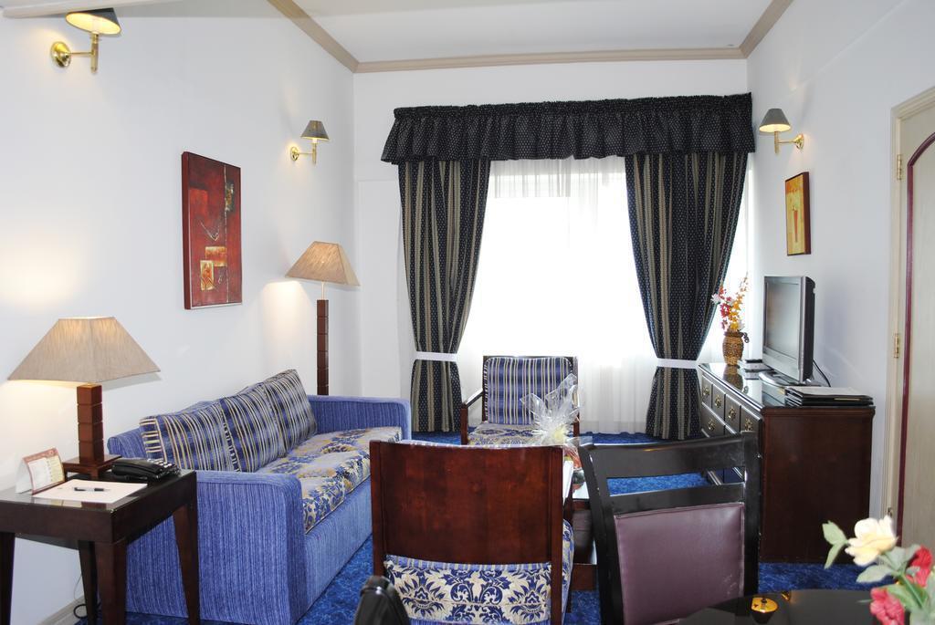 Апартаменты Ramee Guestline Hotel 2*