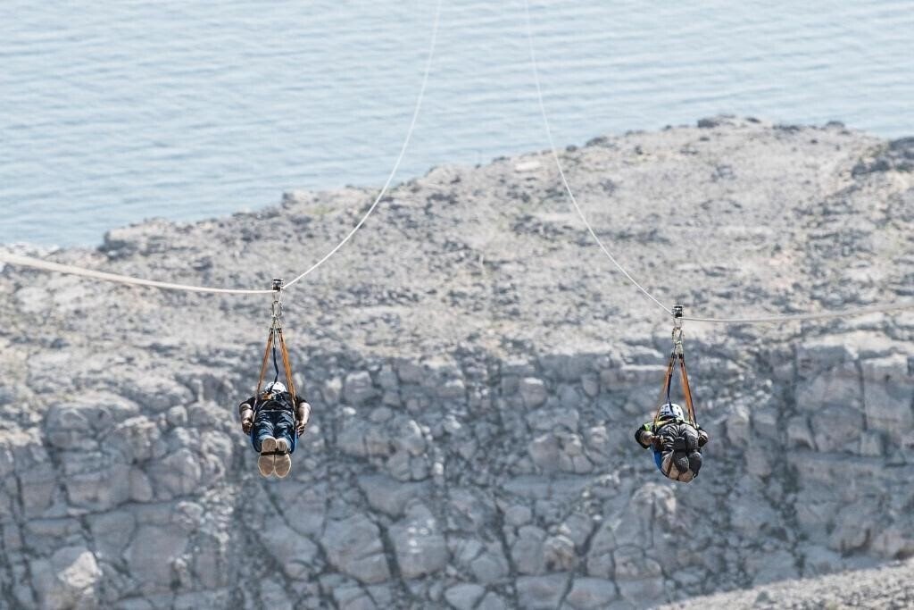 Панорама Atana Khasab Hotel 4*