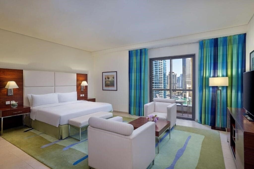 Фото Hilton Dubai The Walk 4*