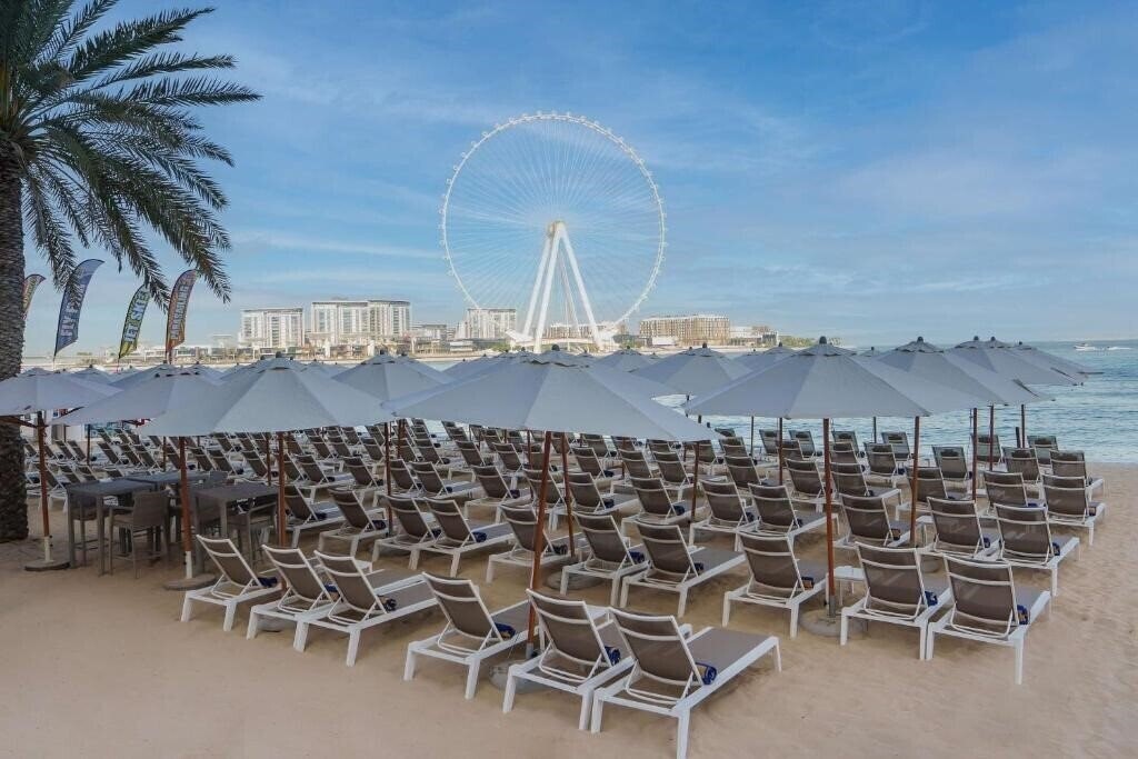 Апартаменты Hilton Dubai The Walk 4*