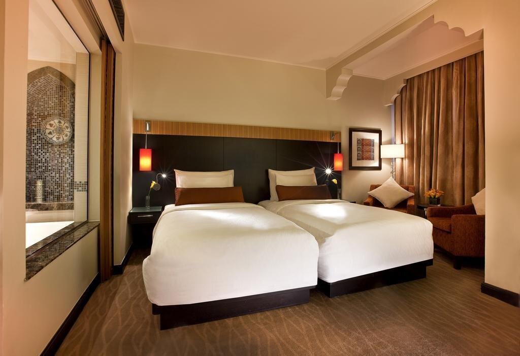 Апартаменти Oaks Ibn Battuta Gate Dubai (ex. Movenpick Hotel Ibn Battuta Gate) 5*