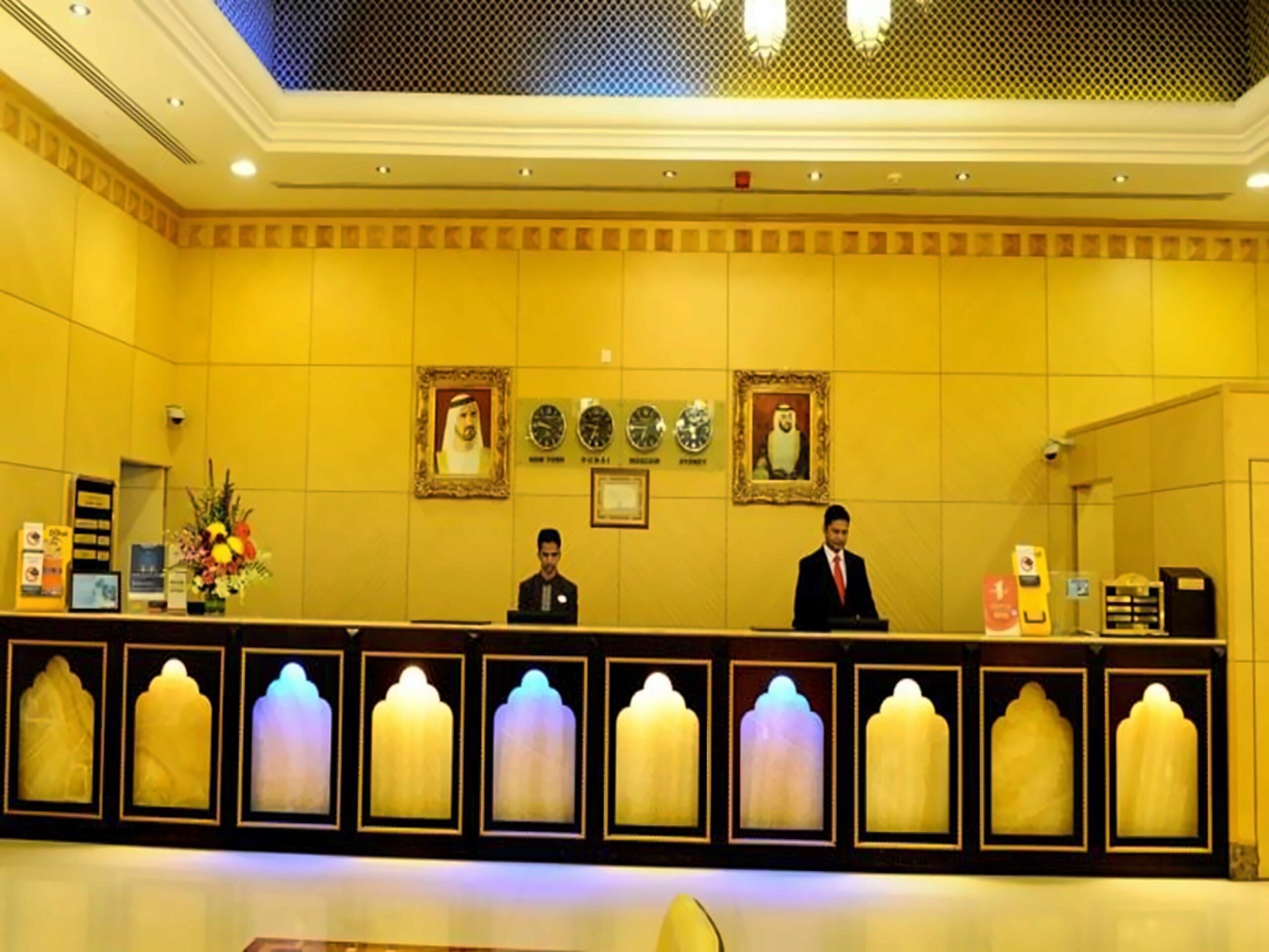 Апартаменты Lotus Downtown Metro Hotel Apt 4*