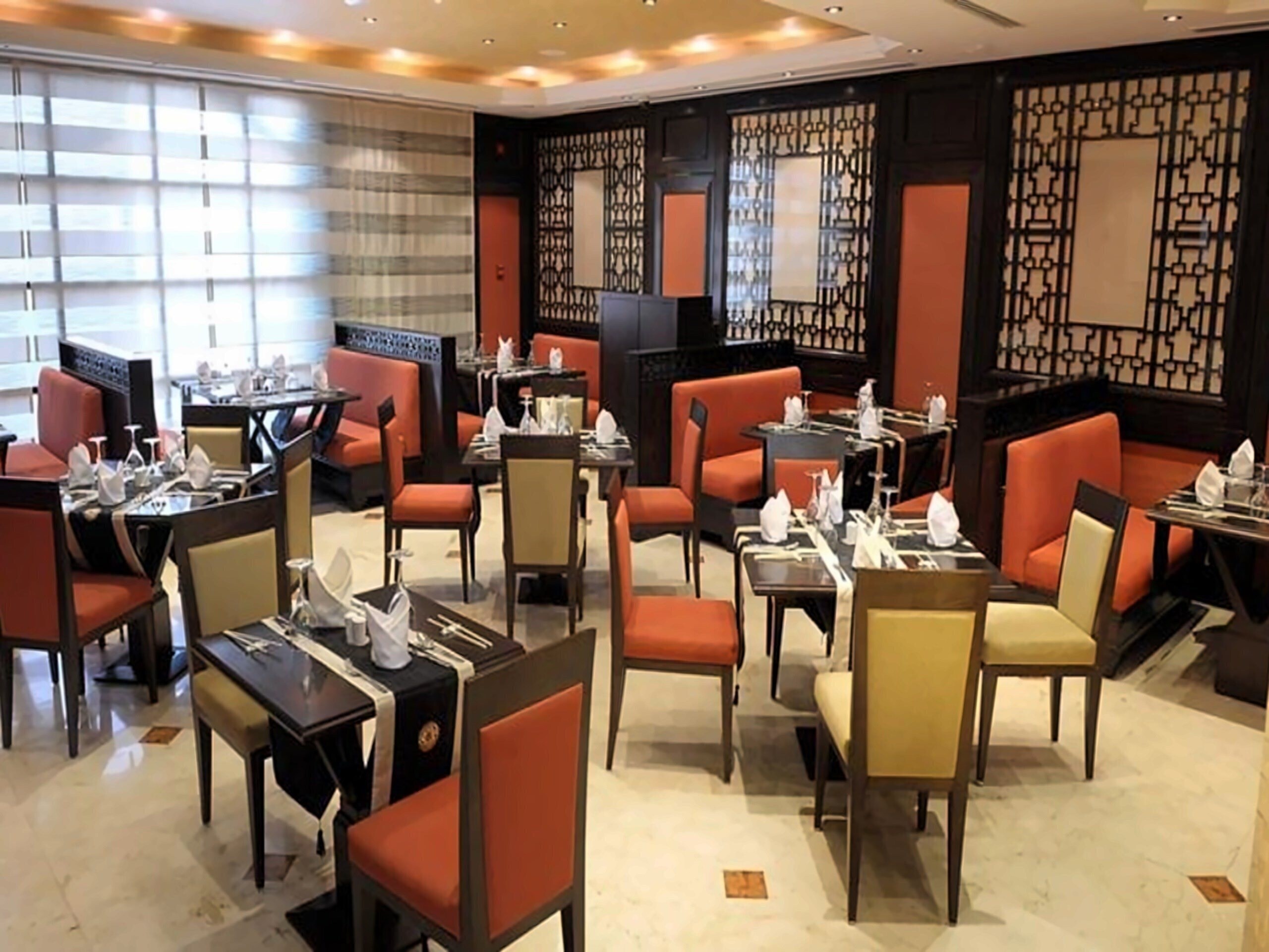 Вид Lotus Downtown Metro Hotel Apt 4*