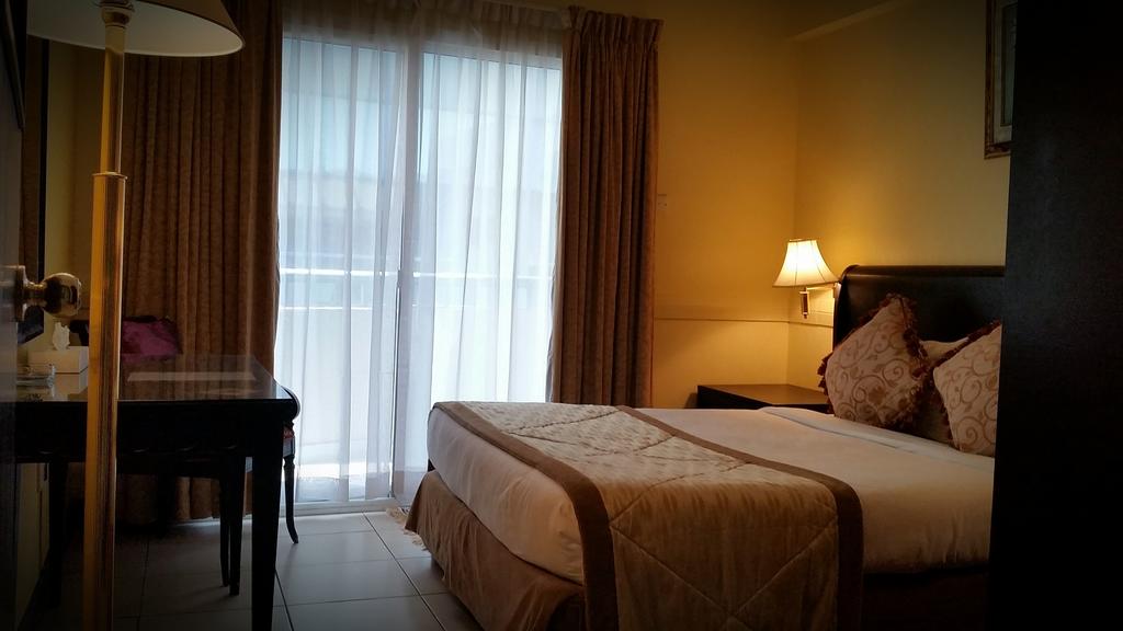 Вид Deebaj Al Khabisi Plaza апартаменты