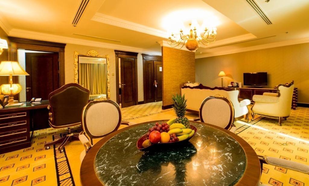 Панорама Grand Excelsior Al Barsha Dubai 4*