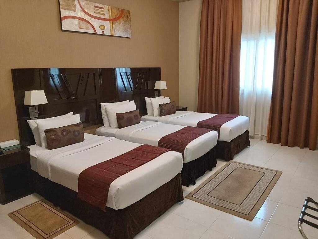 Фотография Emirates Stars Hotel Apartments Dubai 4*