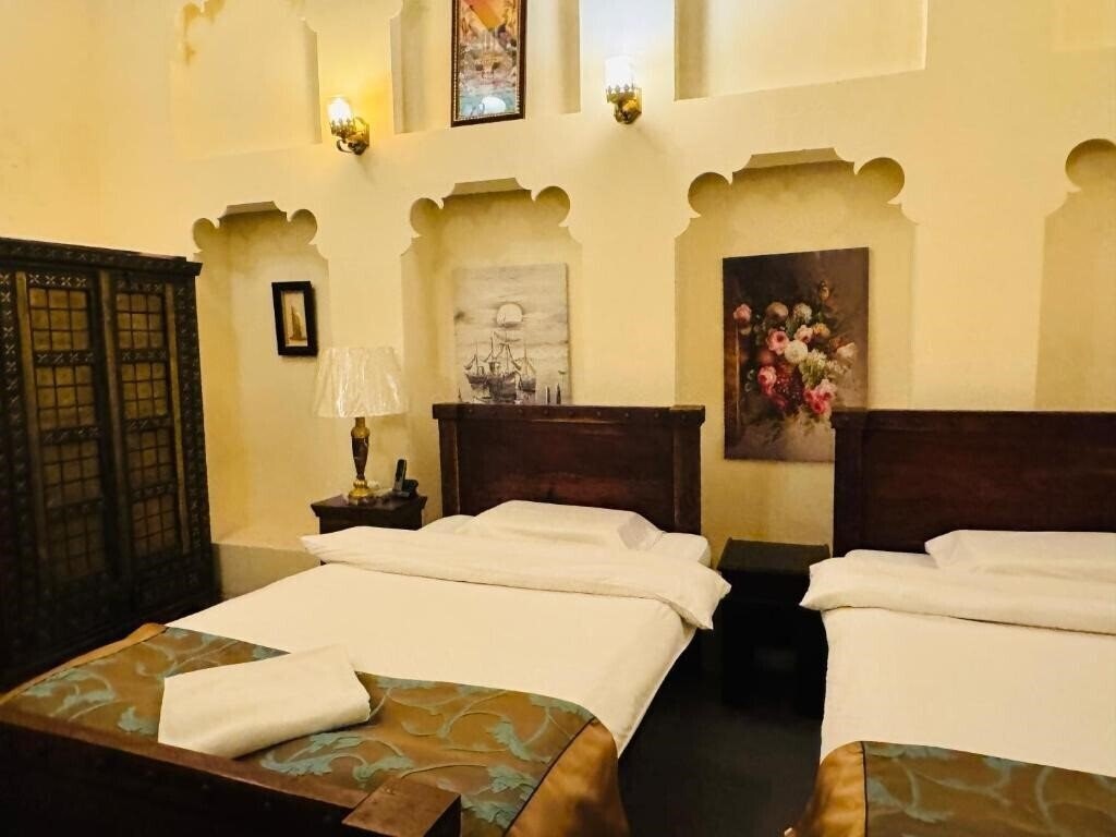 Вид Ahmedia Heritage Guest House Dubai Apt апартаменты