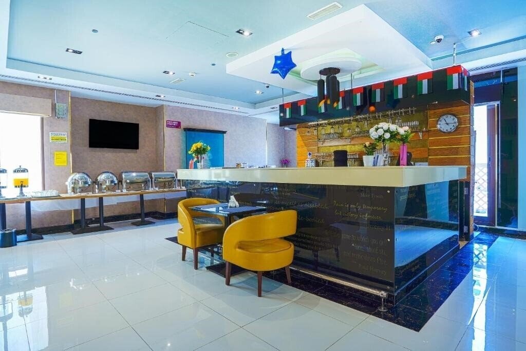 Панорама Palette Royal Reflections Hotel (ex. Reflections Hotel) 4*