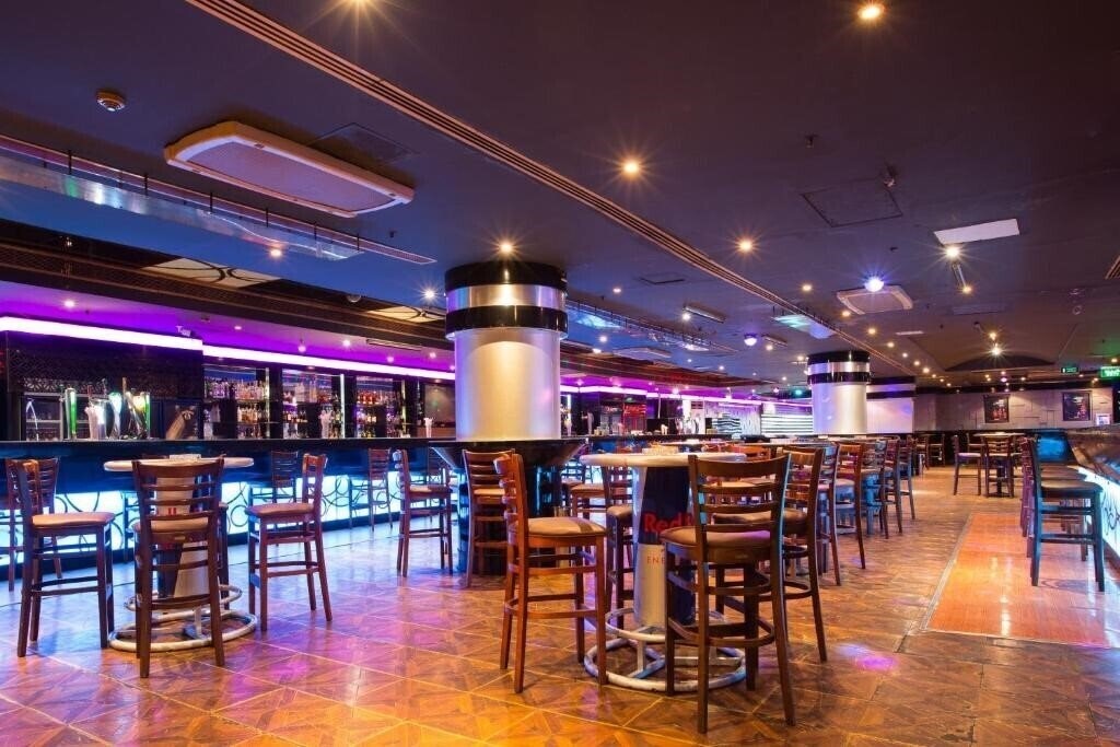 Территория York International Hotel 3*