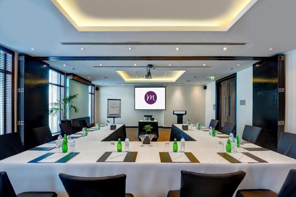 Апартаменти Mercure Gold Hotel (ex. Gold Swiss Bell Hotel) 4*