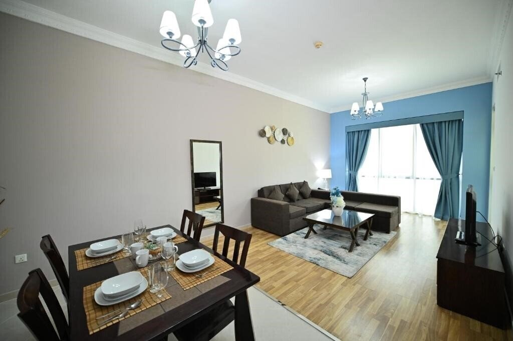 Панорама Al Waleed Holiday Homes (ex. Al Waleed Palace - Oud Metha Appartments) 3*
