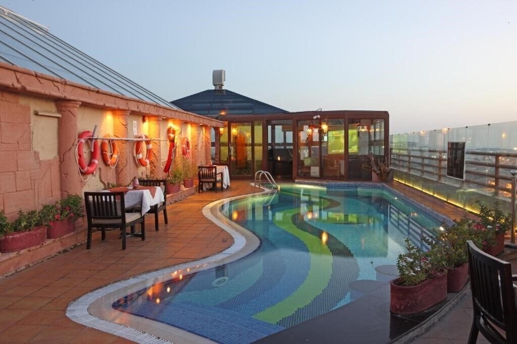 Апартаменты Sea View Hotel 4*