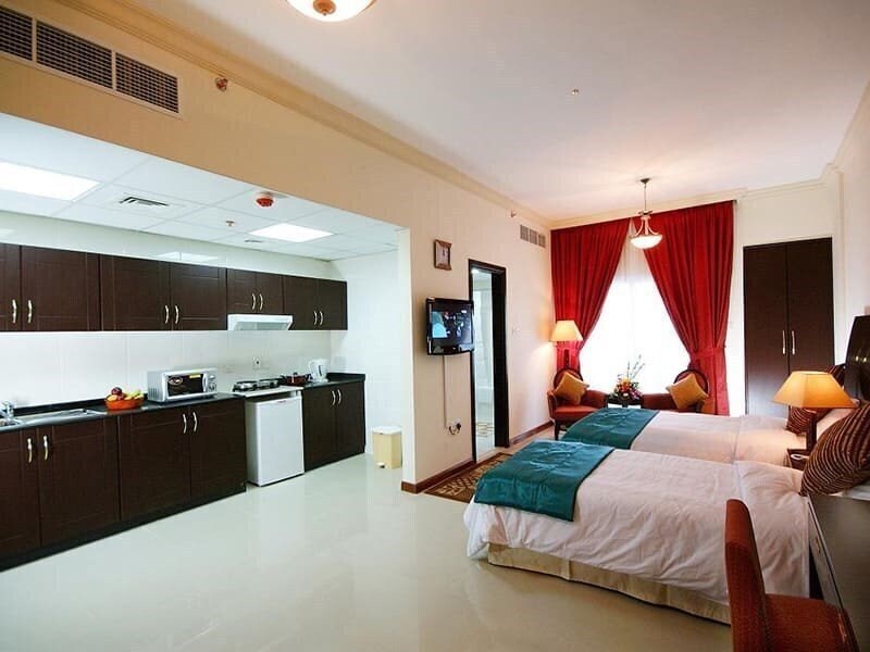 Апартаменты Golden Square Hotel Apartments апартаменты