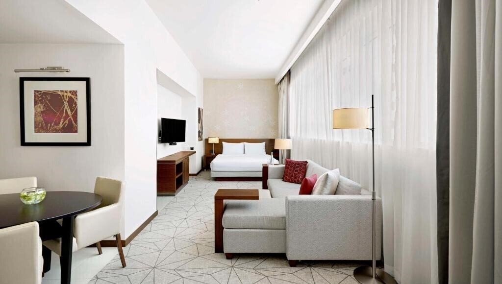 Вид Hyatt Place Dubai Al Rigga 4*