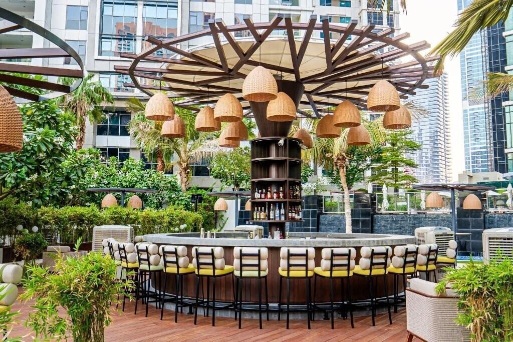 Апартаменты Taj Dubai 5*