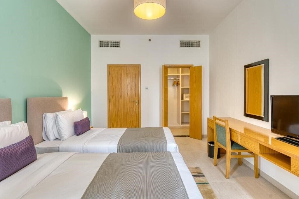 Територія Grand Midwest View Hotel Apartments апартаменты