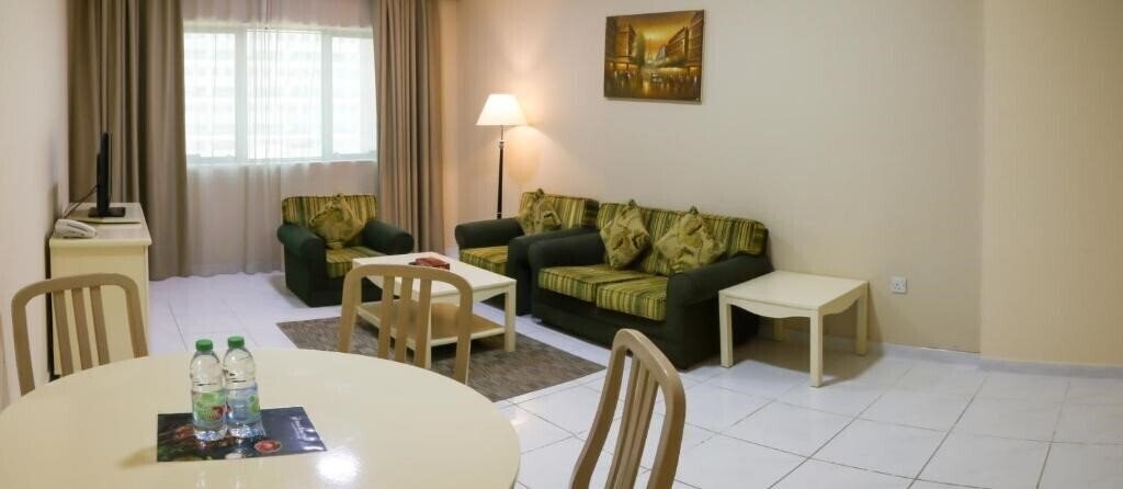 Панорама Pearl Residence Hotel Apartments апартаменты