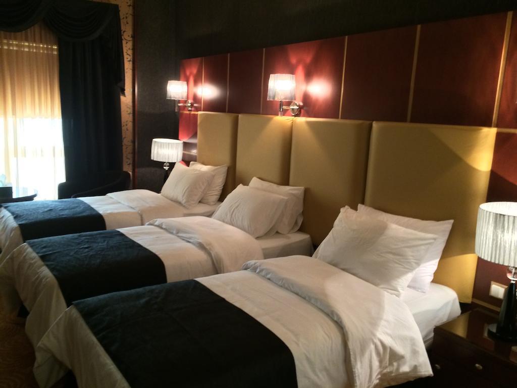 Панорама Kings Park Hotel 3*