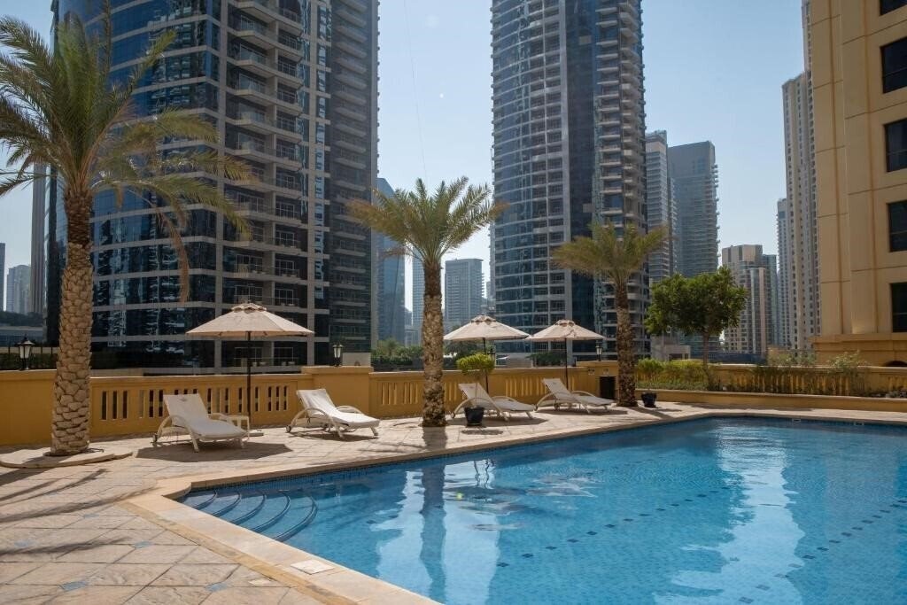 Вид Suha JBR Hotel Apartments 4*
