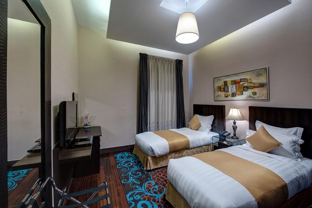 Панорама Beach Hotel Apartment 3*