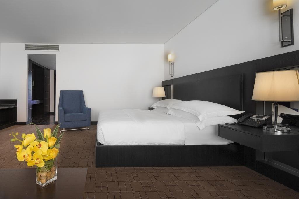 Территория Dubai International Hotel 5*