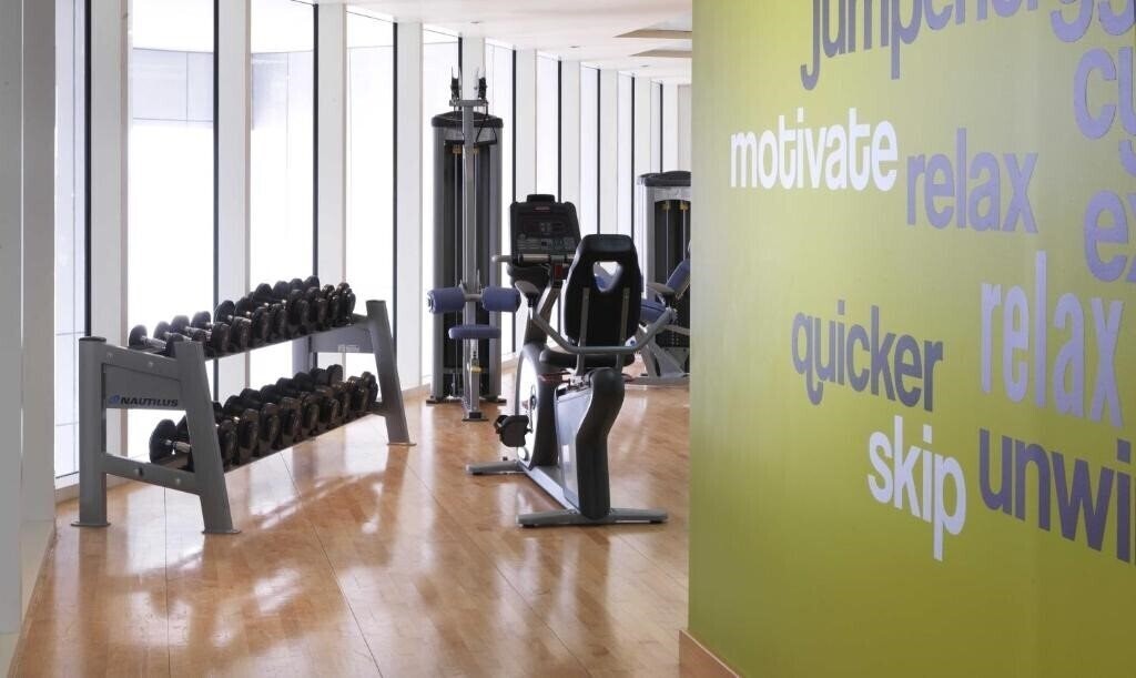 Панорама Millennium Central Downtown (ex. M Hotel Downtown by Millennium) 4*