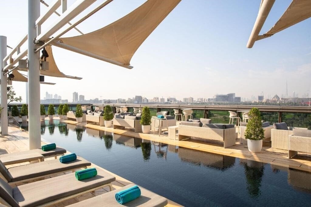 Територія Jumeirah Creekside Hote 5*