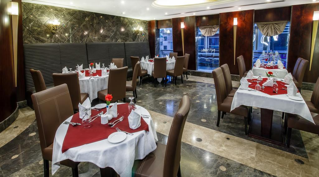 Апартаменты Landmark Summit Hotel 4*