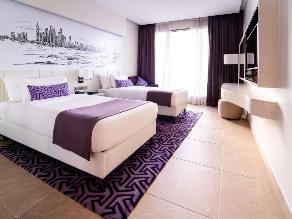 Вид Mercure Hotel Apartments Dubai Barsha Heights 4*