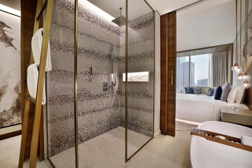 Апартаменти The St. Regis Downtown (ex. Renaissance Downtown Hotel) 5*