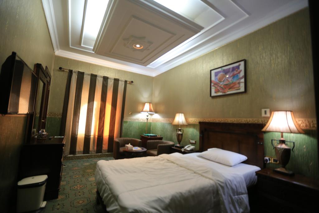 Фотография Sun City International 2*