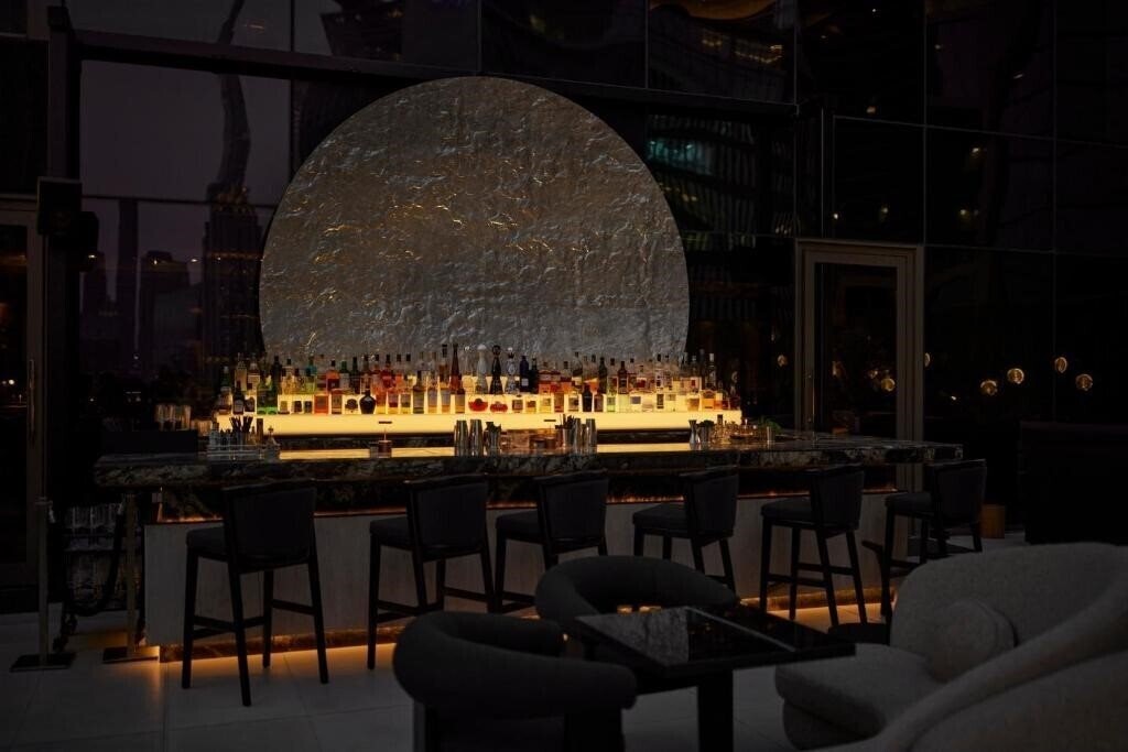 Панорама Four Seasons Hotel Dubai International Financial Centre 5*