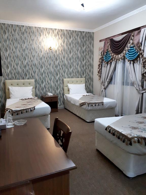 Панорама Royal Garden Hotel 2*