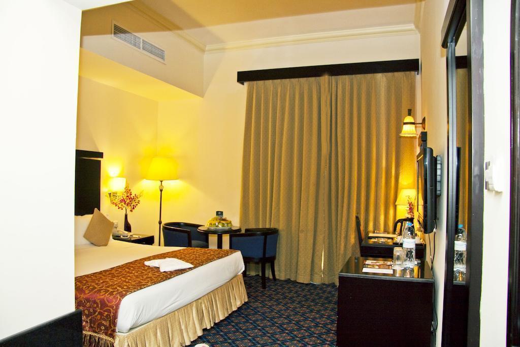 Вид Regent Beach Resort 3*